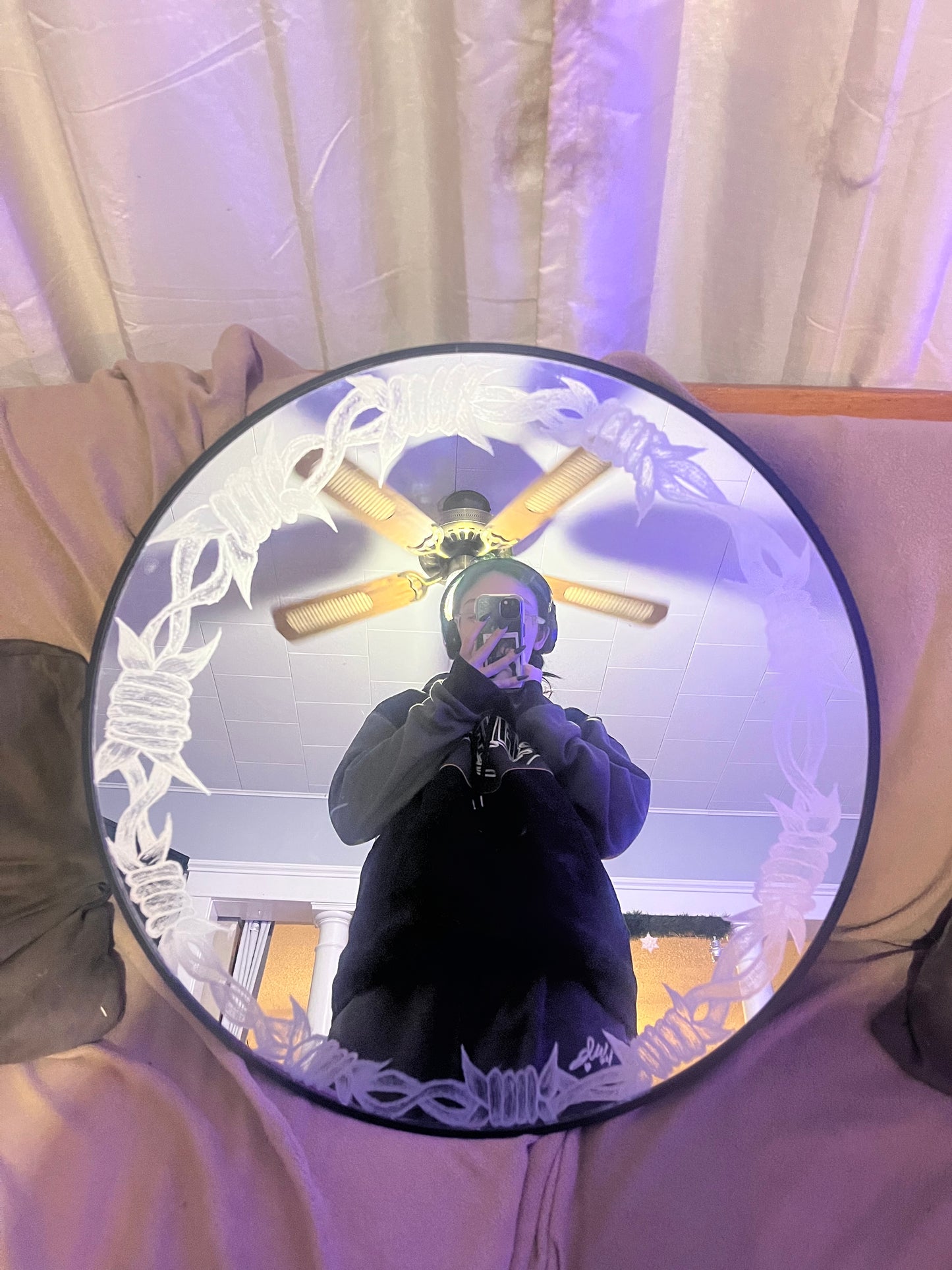 Engraved mirror